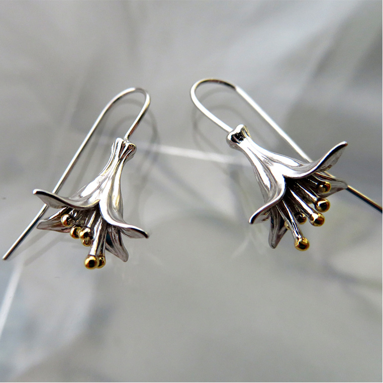 XP42 Sterling Silver NZ Fuchsia flower drop earrings Wildside Gifts Shop