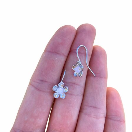 XP86 Sterling Silver Manuka Flower Drop Earrings with Rose Quartz Centres