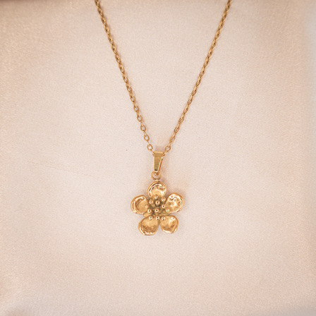 Gold-plated Manuka Flower Pendant